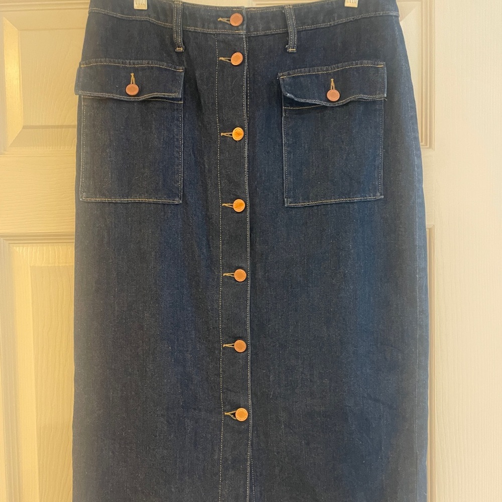 Banana Republic Denim Skirt size 10